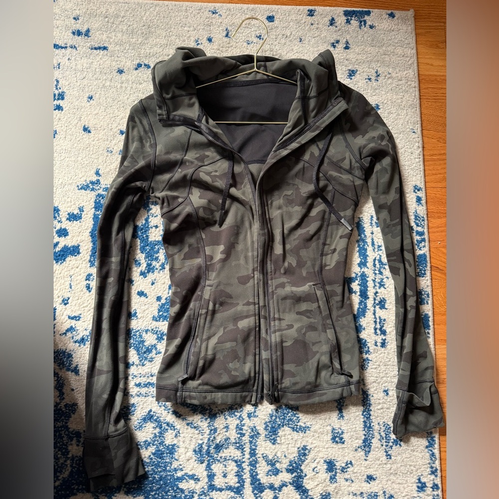 lululemon athletica Green Camouflage Utility Jacket 6
